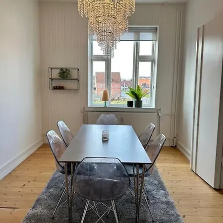 Apartament Exclusive In The Center Middelfart